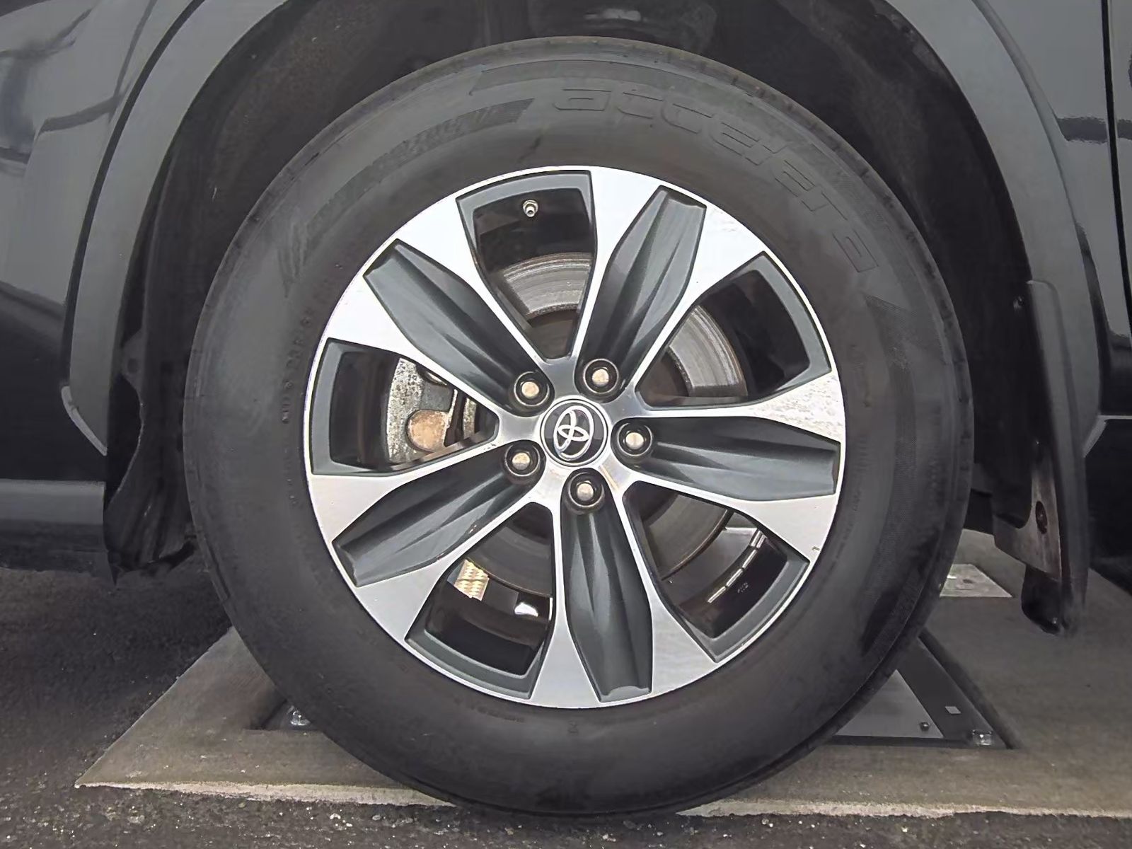 2021 Toyota Highlander XLE AWD