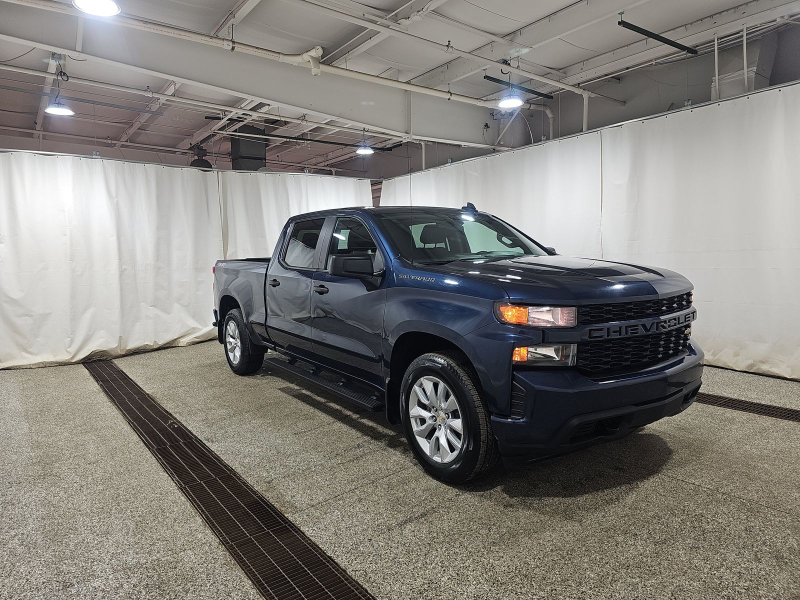 2022 Chevrolet Silverado 1500 LTD Custom AWD