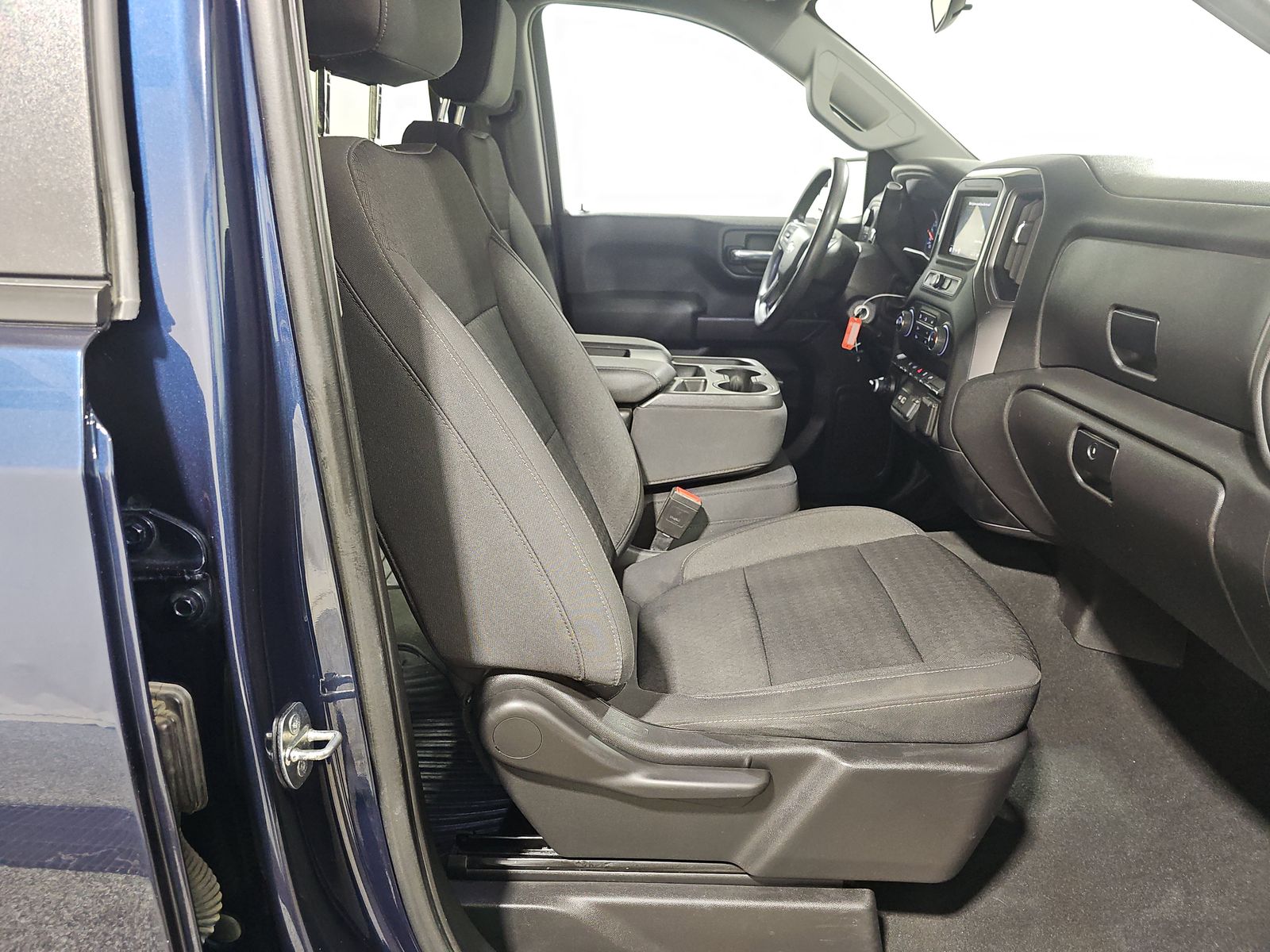 2022 Chevrolet Silverado 1500 LTD Custom AWD