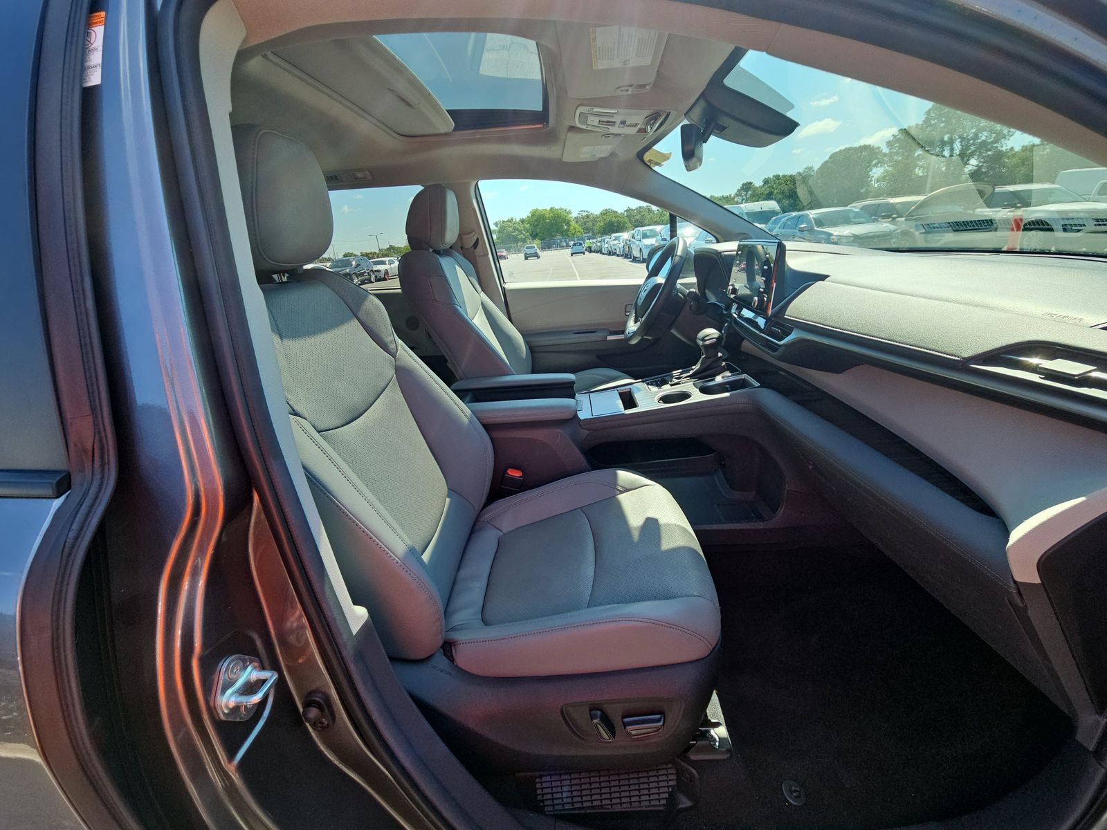2024 Toyota Sienna Limited AWD
