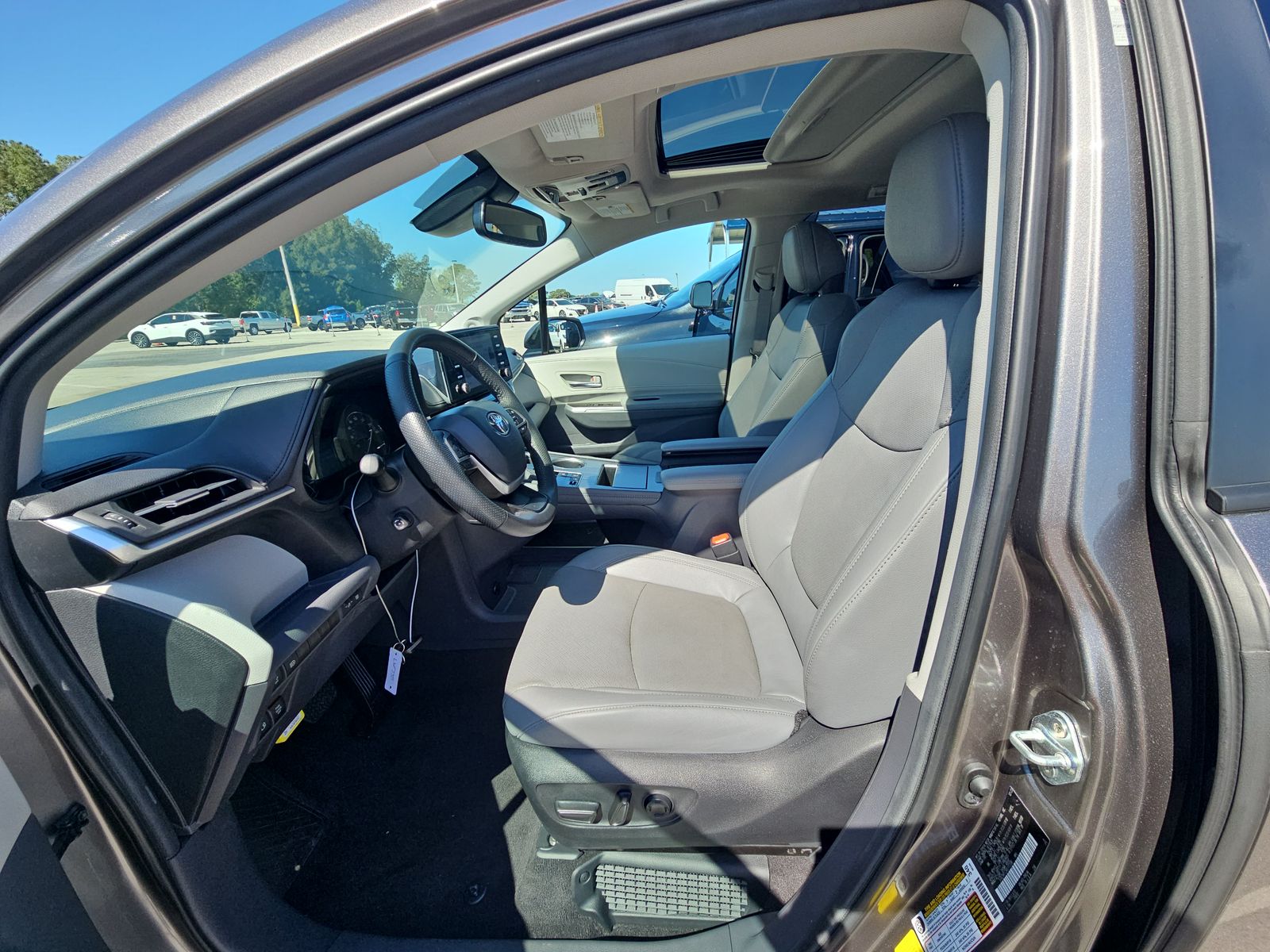 2024 Toyota Sienna Limited AWD