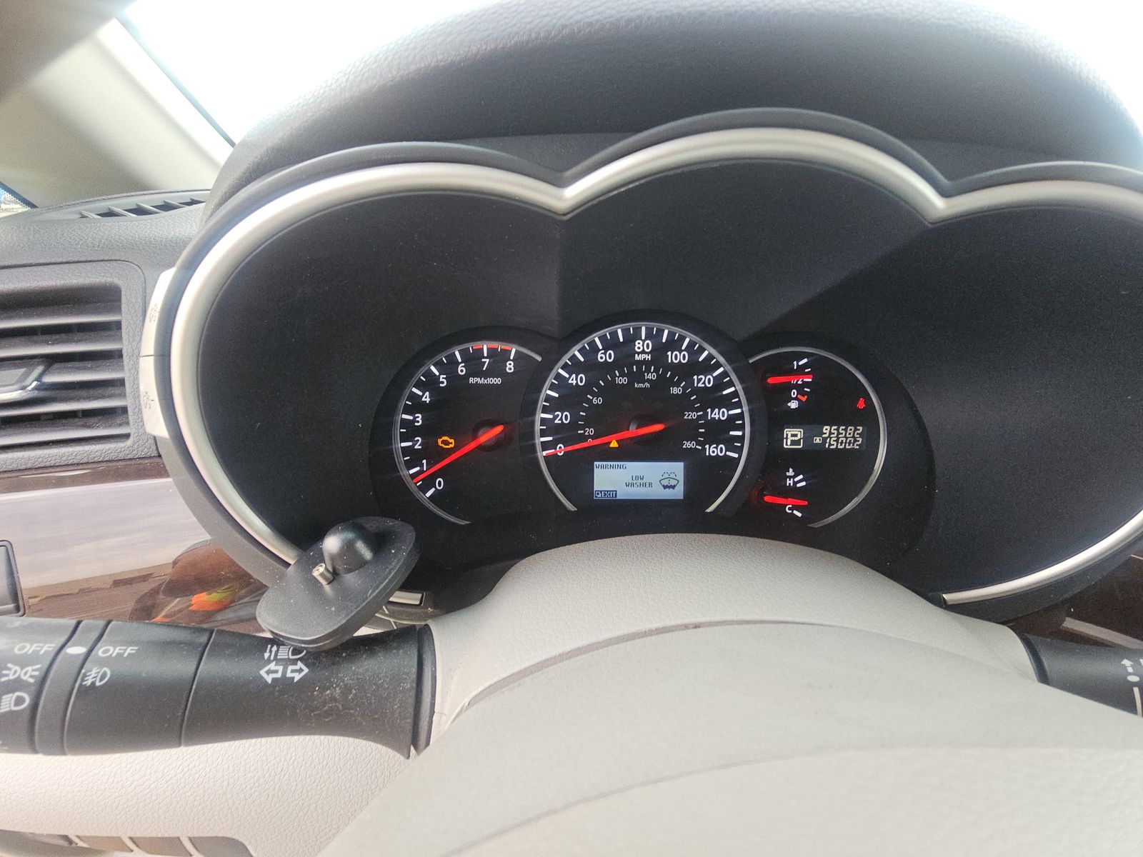 2014 Nissan Quest SV FWD