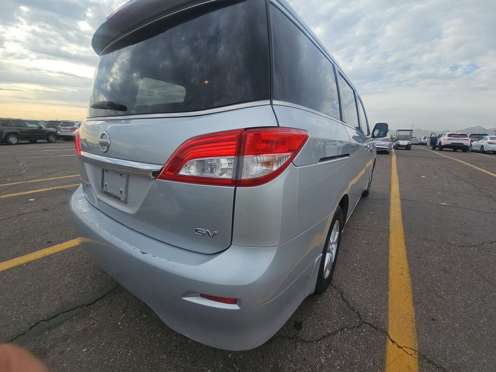2014 Nissan Quest SV FWD