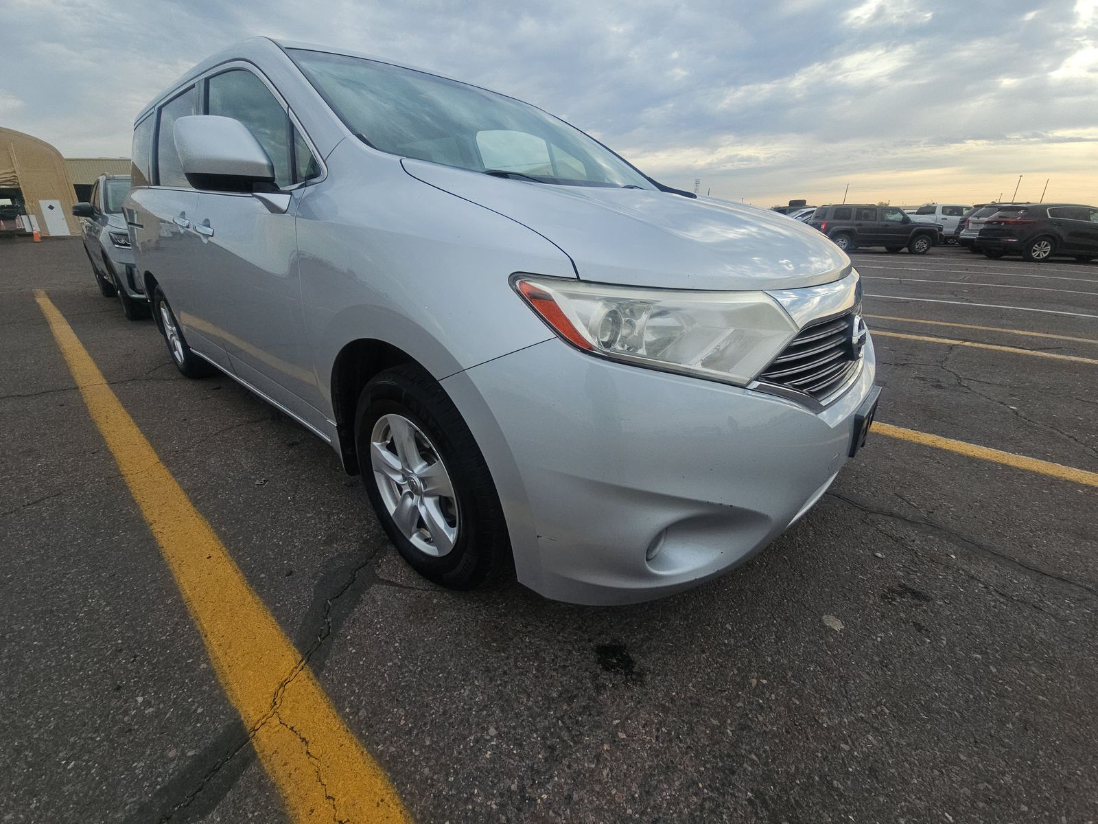 2014 Nissan Quest SV FWD