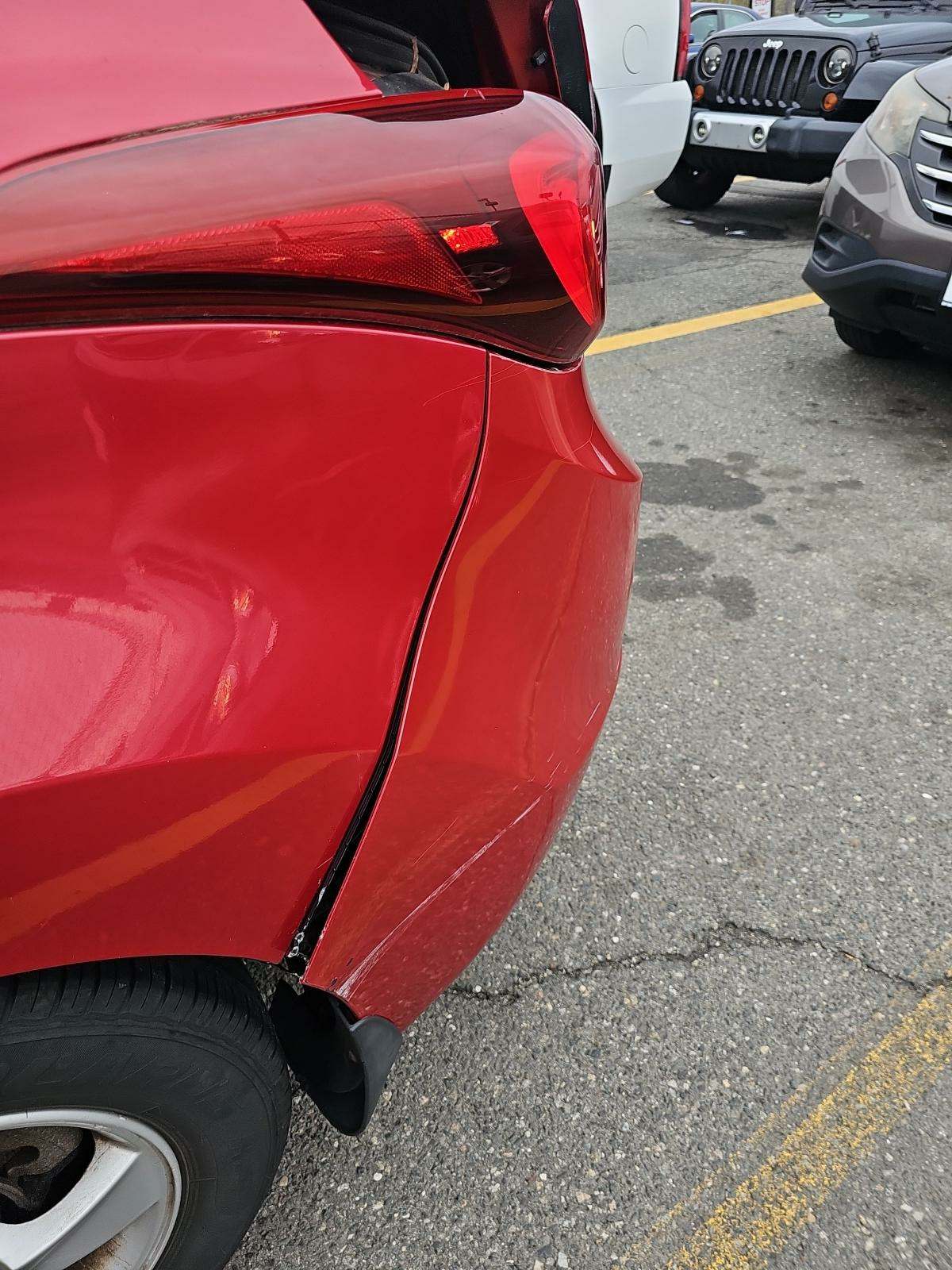 2015 Hyundai Elantra SE FWD