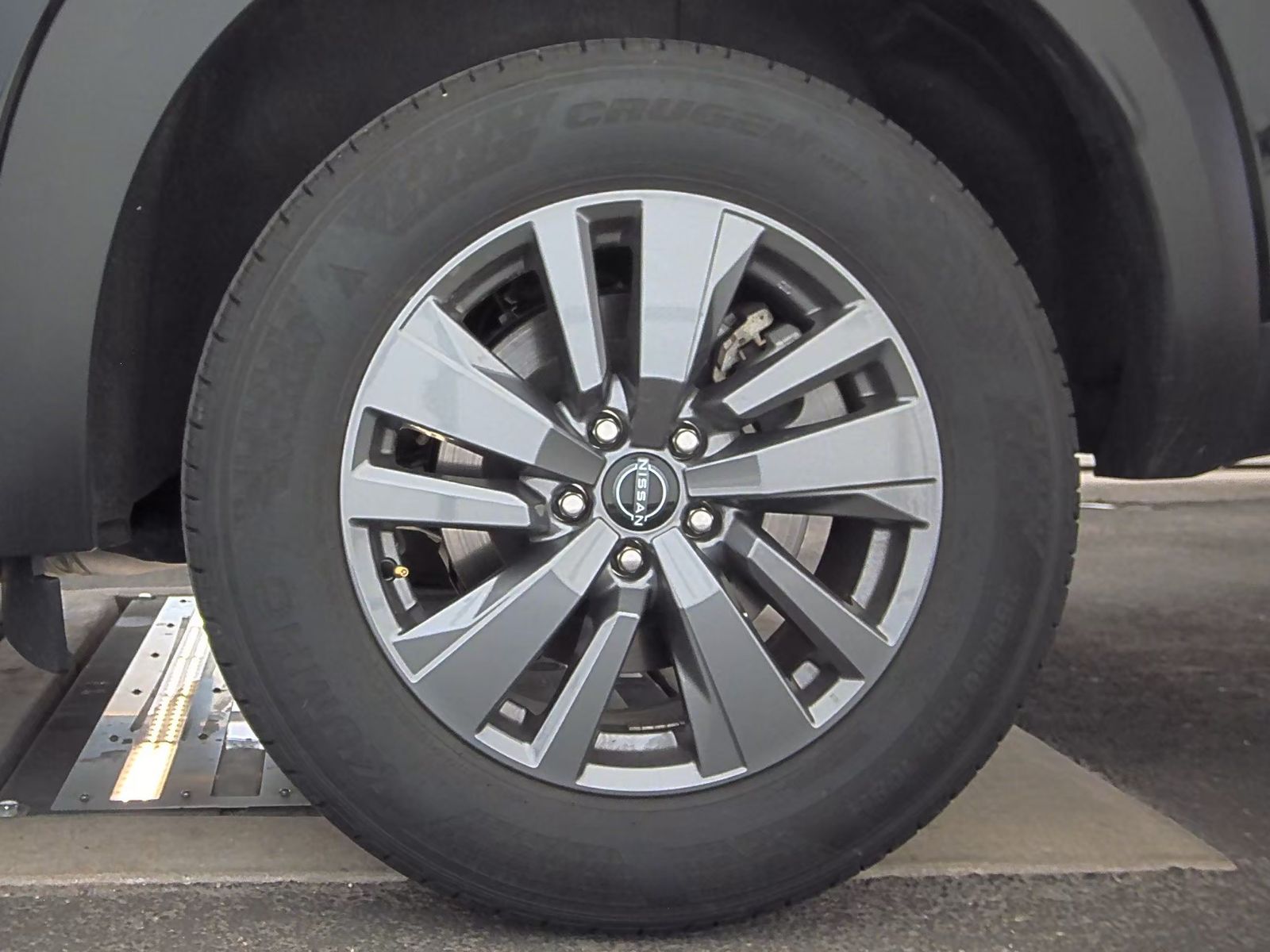 2024 Nissan Pathfinder SV AWD