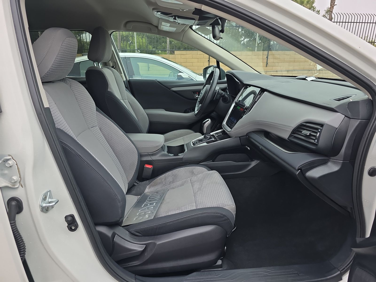 2023 Subaru Outback Premium AWD