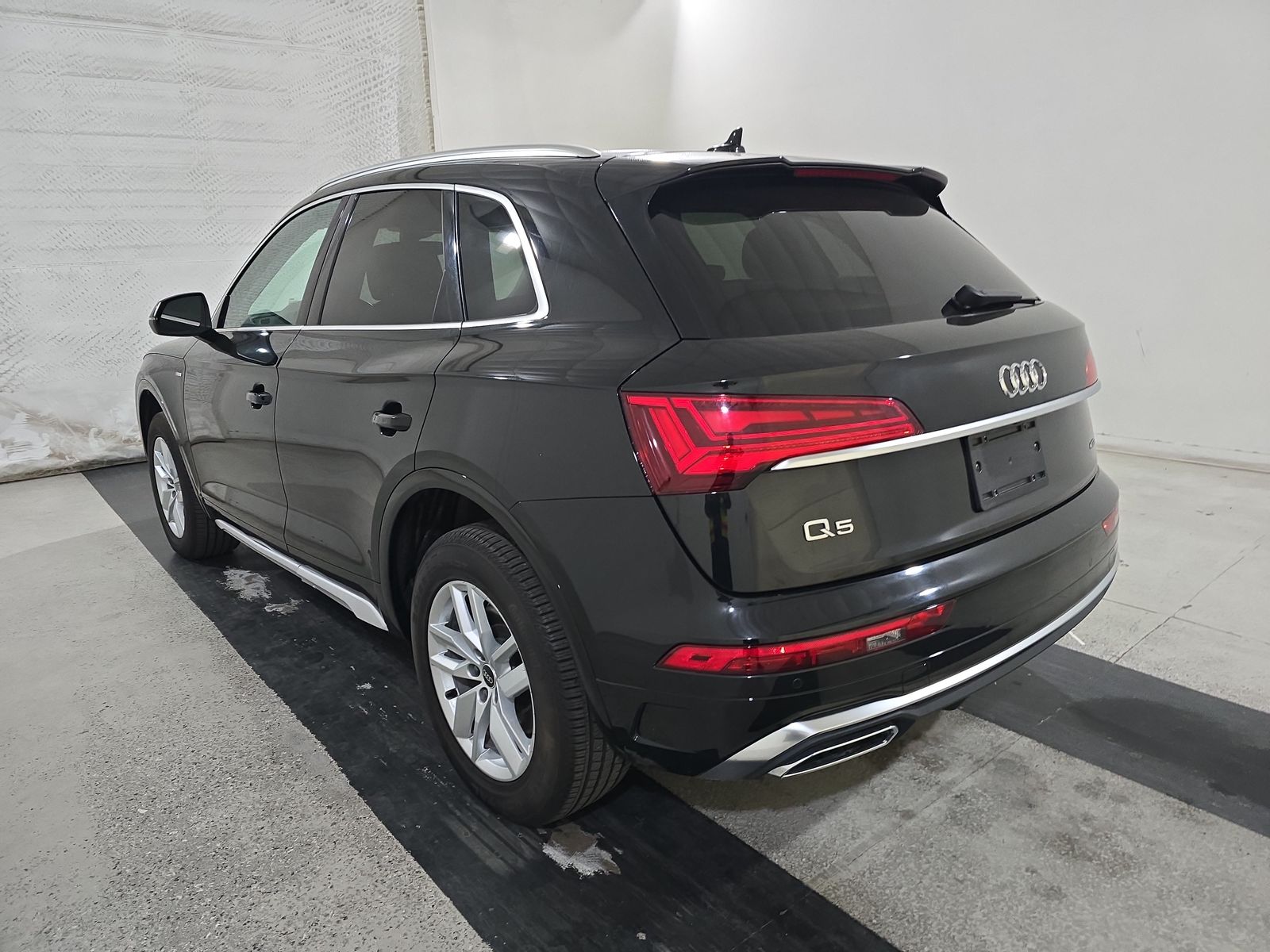 2023 Audi Q5 S line Premium AWD