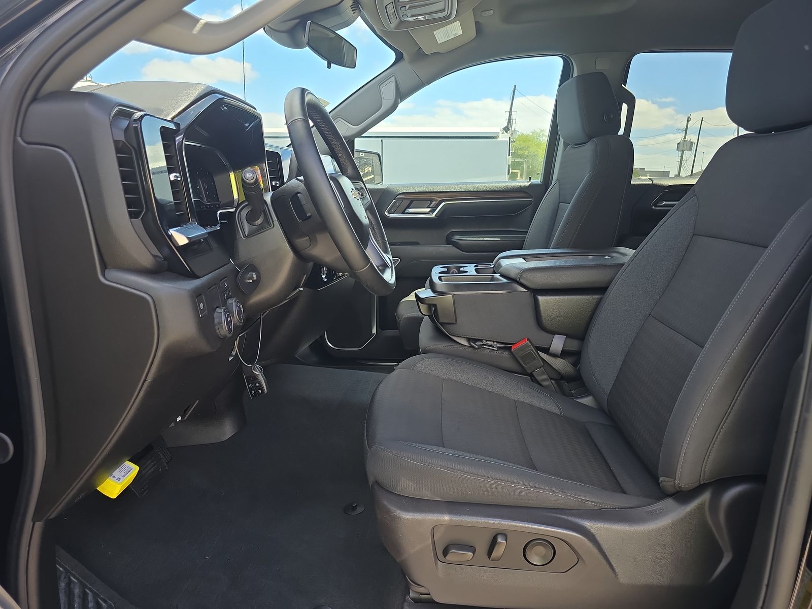 2024 Chevrolet Silverado 1500 LT RWD