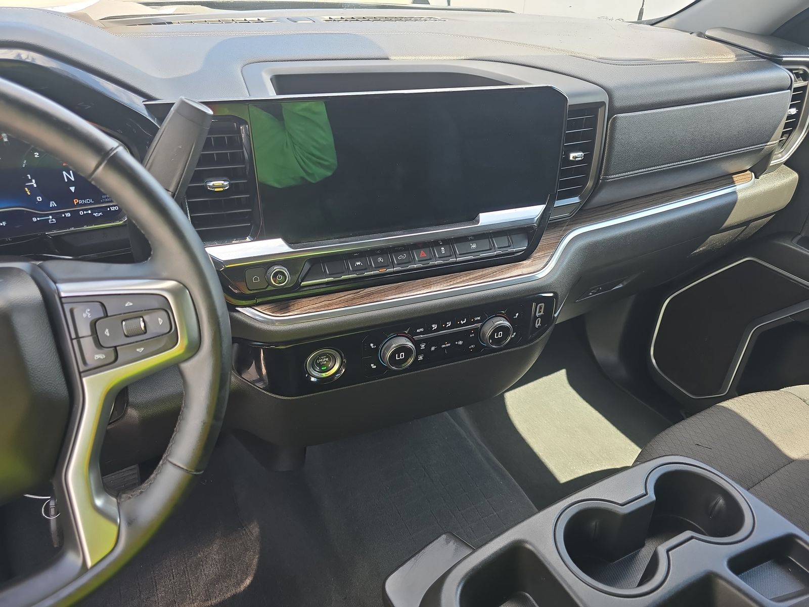 2024 Chevrolet Silverado 1500 LT RWD