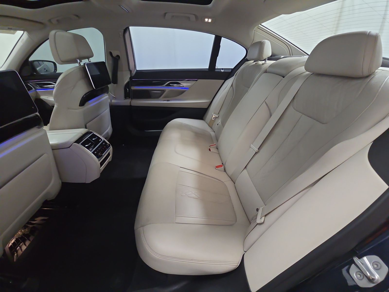 2020 BMW 7 Series 750i xDrive AWD