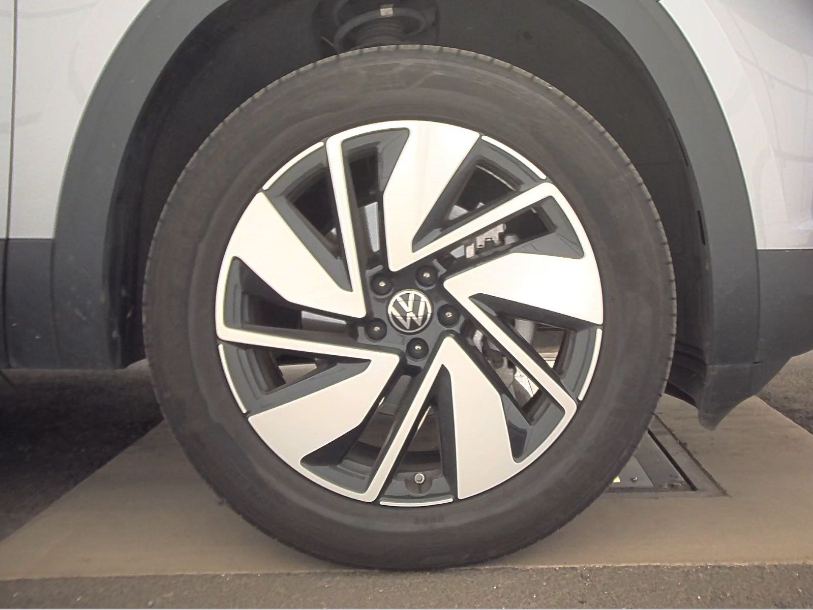 2024 Volkswagen Atlas 2.0T SE FWD