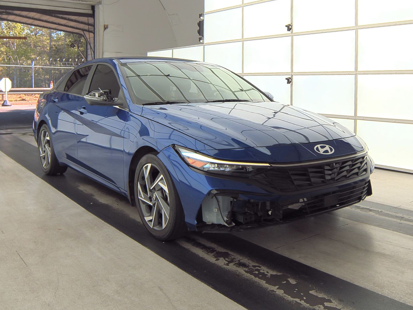 2024 Hyundai Elantra Limited FWD