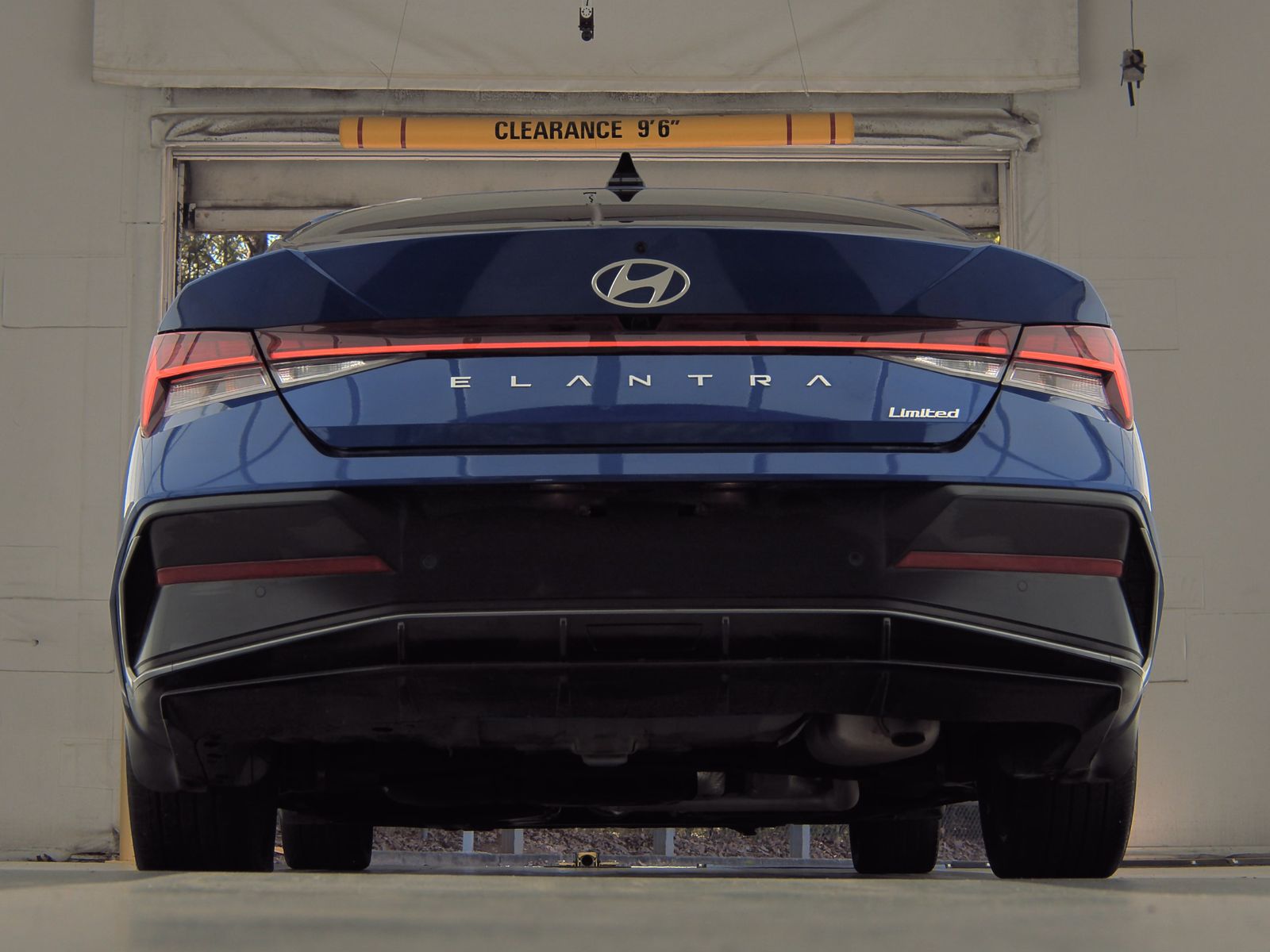 2024 Hyundai Elantra Limited FWD