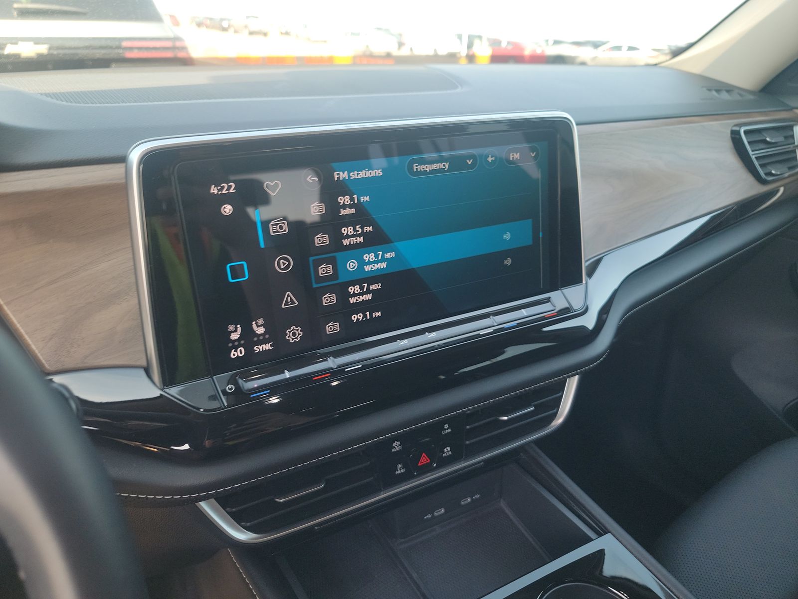 2024 Volkswagen Atlas 2.0T SE FWD