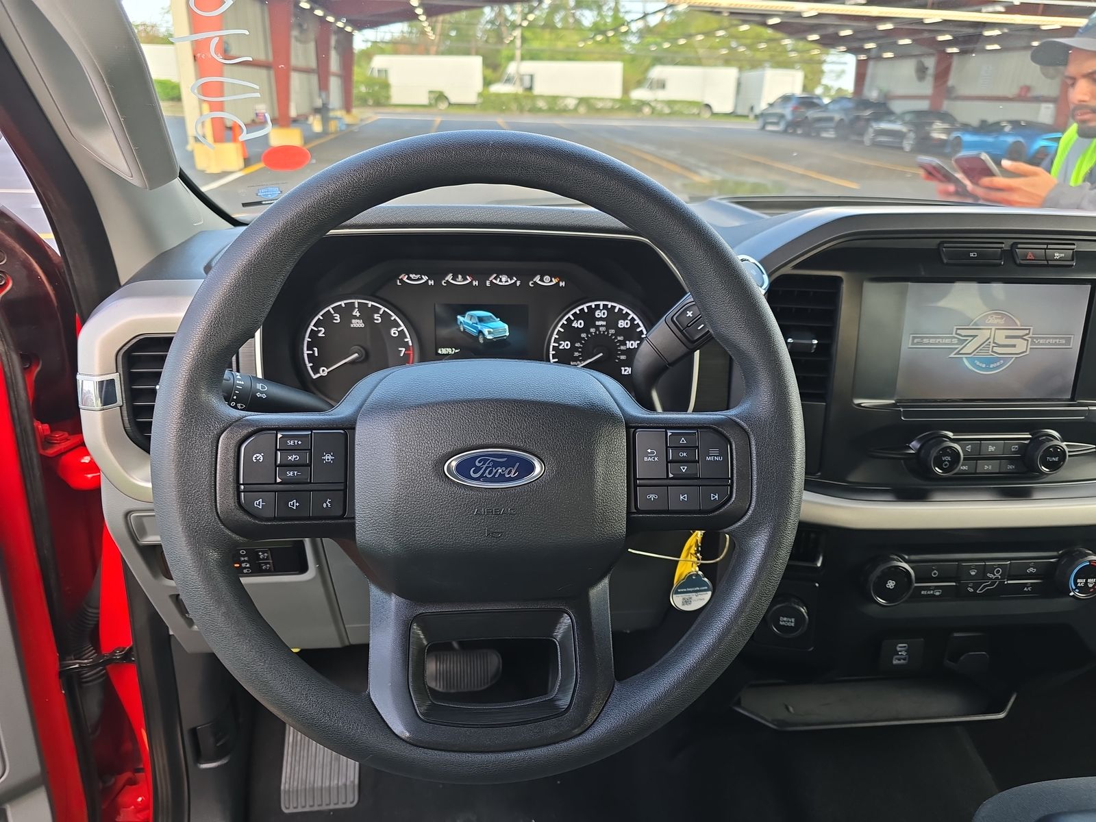 2023 Ford F-150 XLT RWD