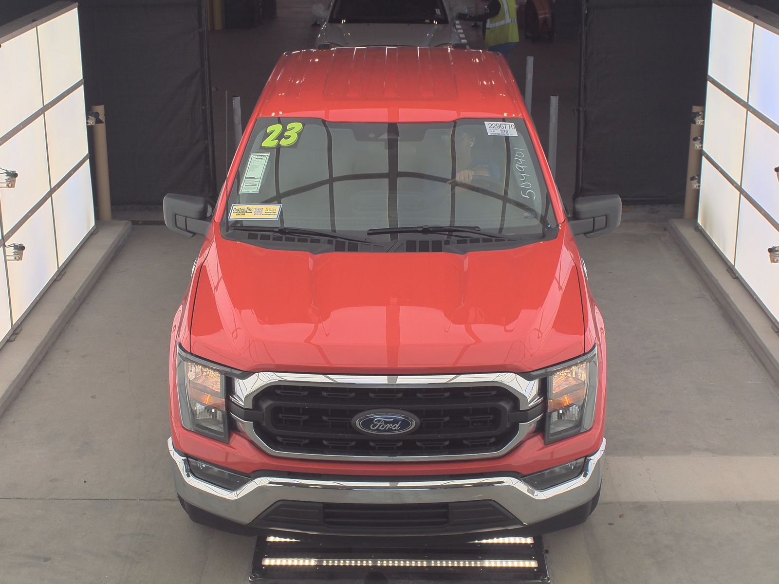 2023 Ford F-150 XLT RWD