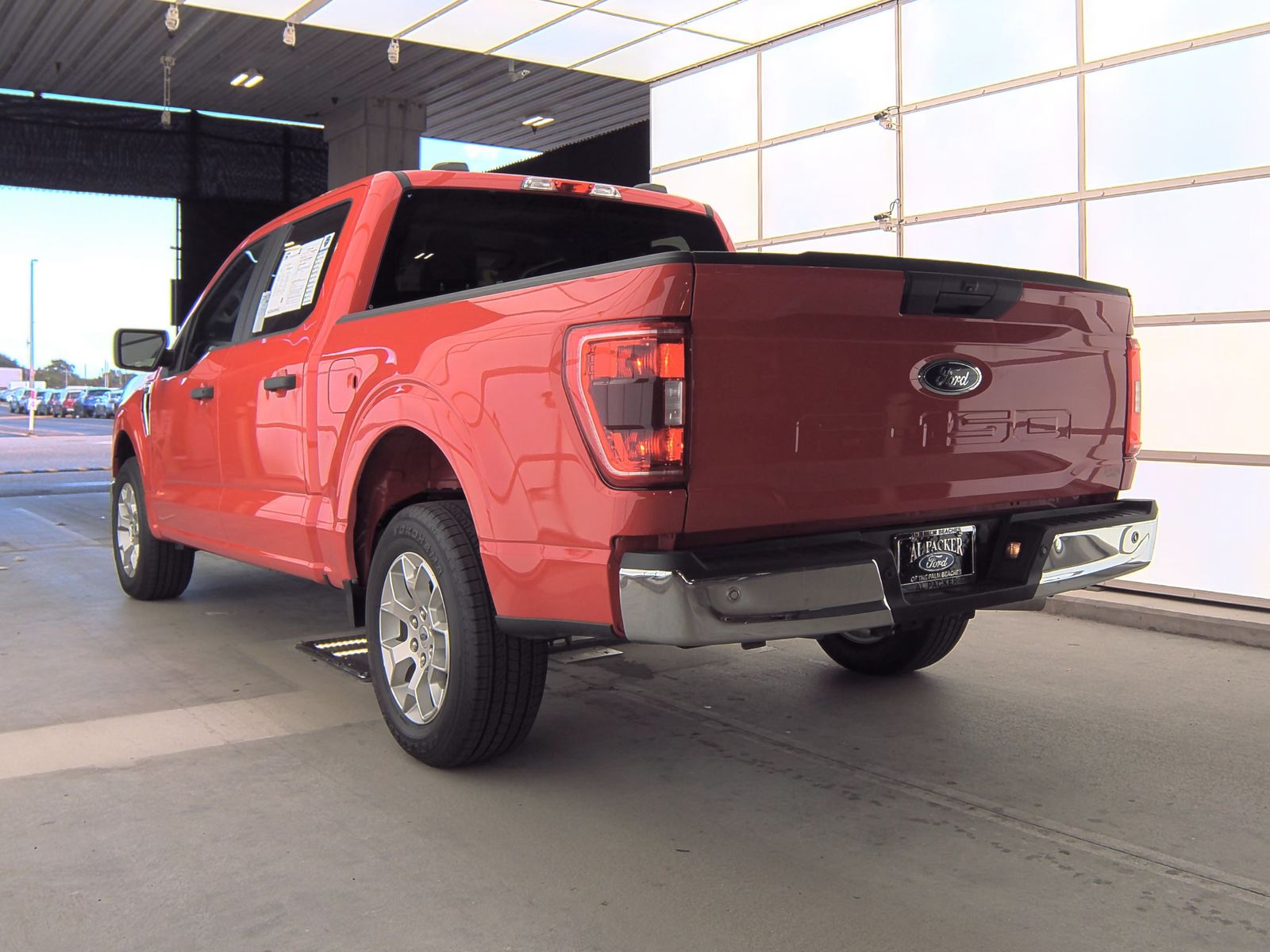 2023 Ford F-150 XLT RWD