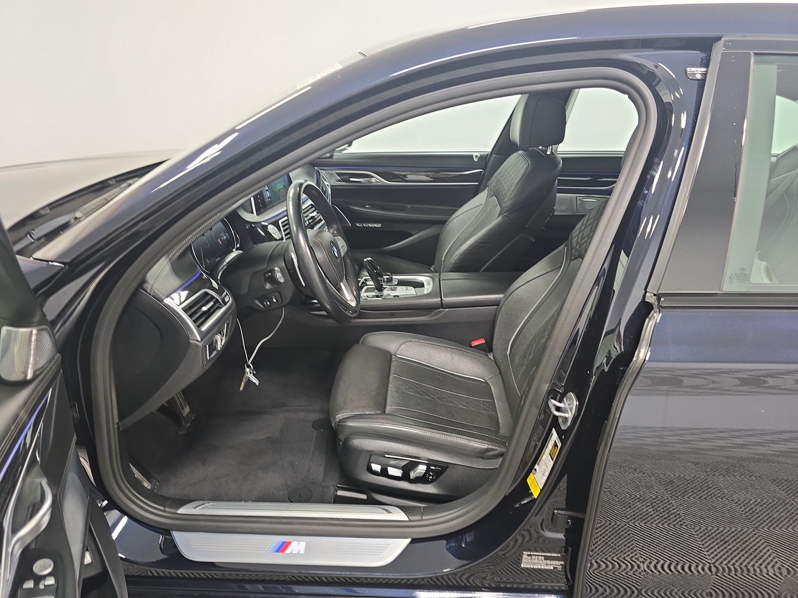 2018 BMW 7 Series 750i RWD