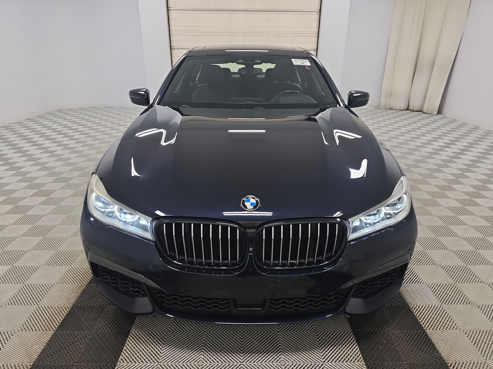 2018 BMW 7 Series 750i RWD