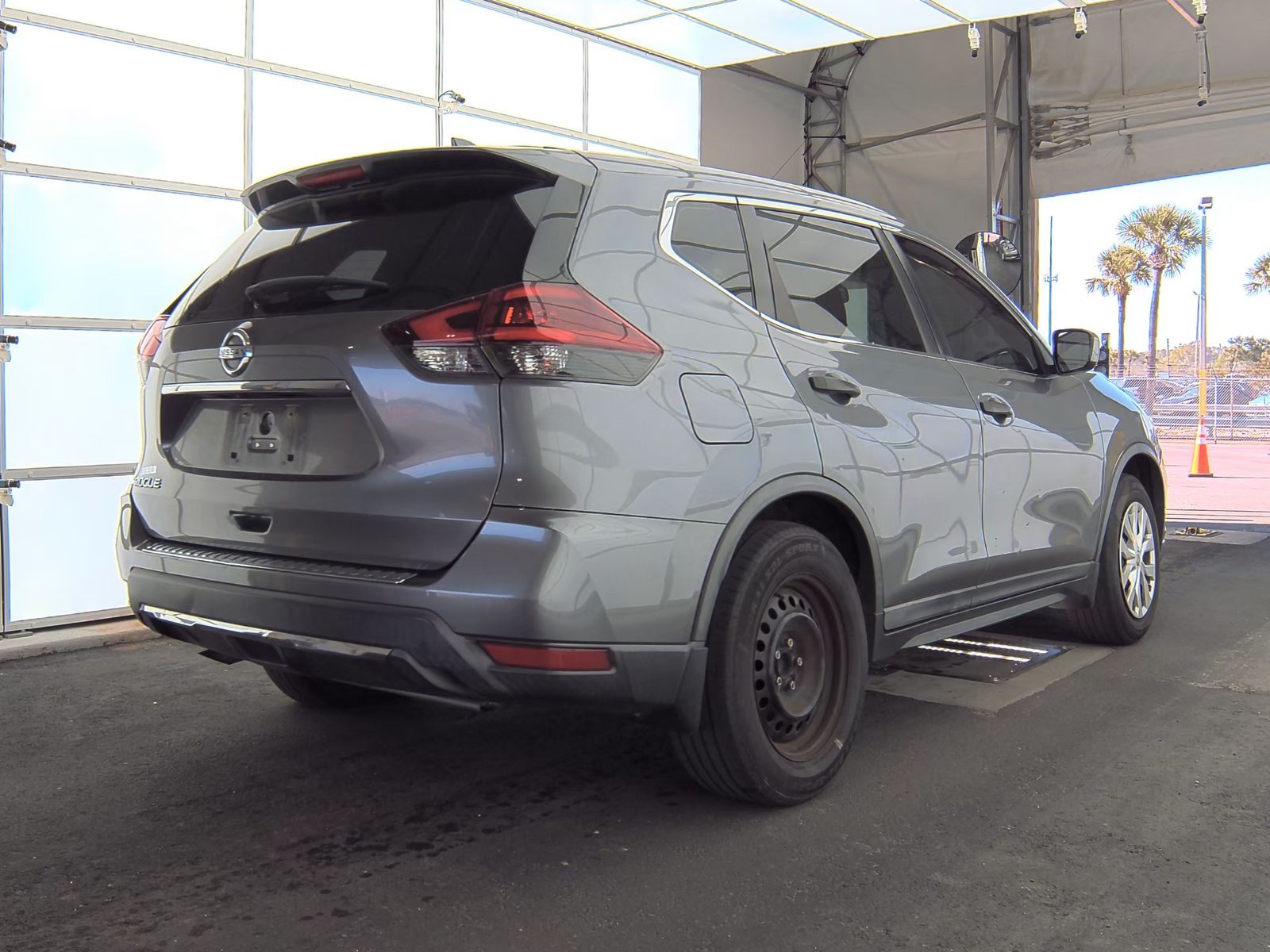 2018 Nissan Rogue S FWD