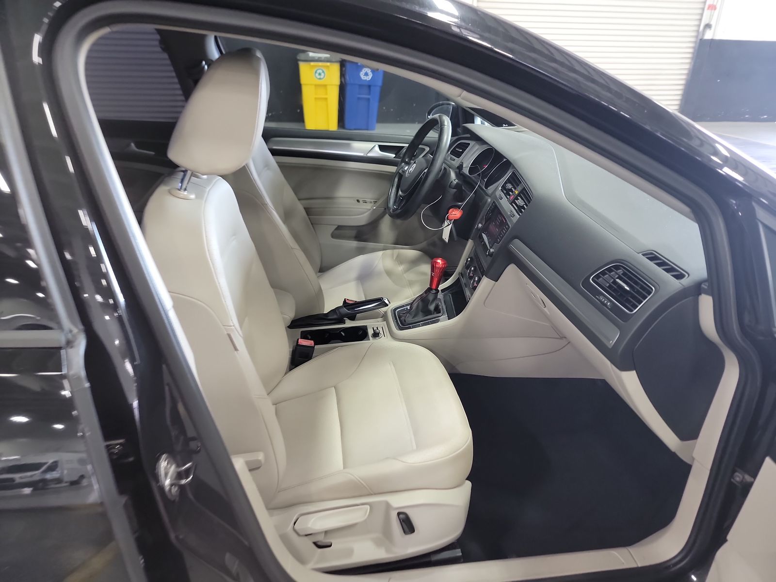 2015 Volkswagen Golf 1.8T SE FWD