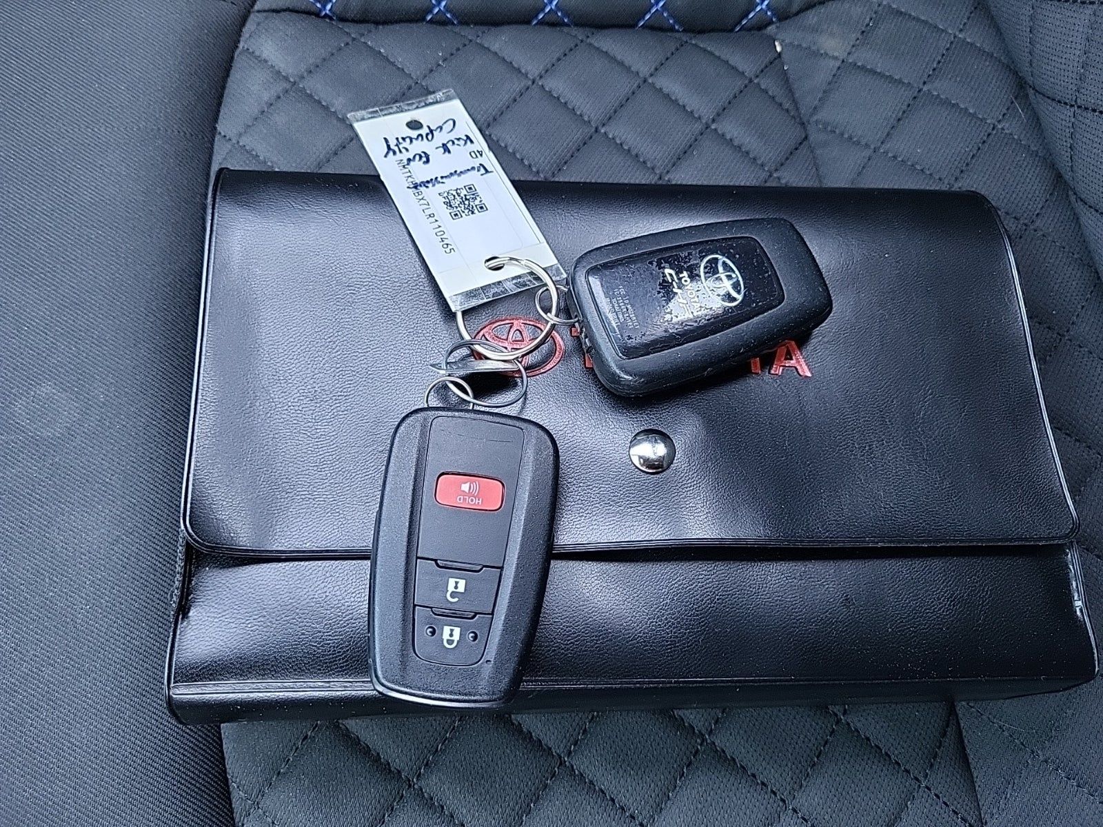 2020 Toyota C-HR XLE FWD