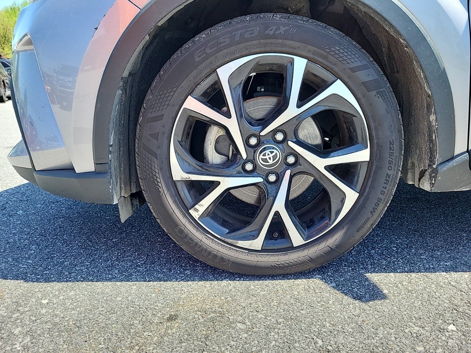 2020 Toyota C-HR XLE FWD