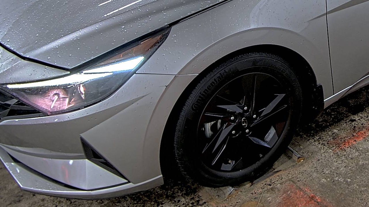 2022 Hyundai Elantra SEL FWD