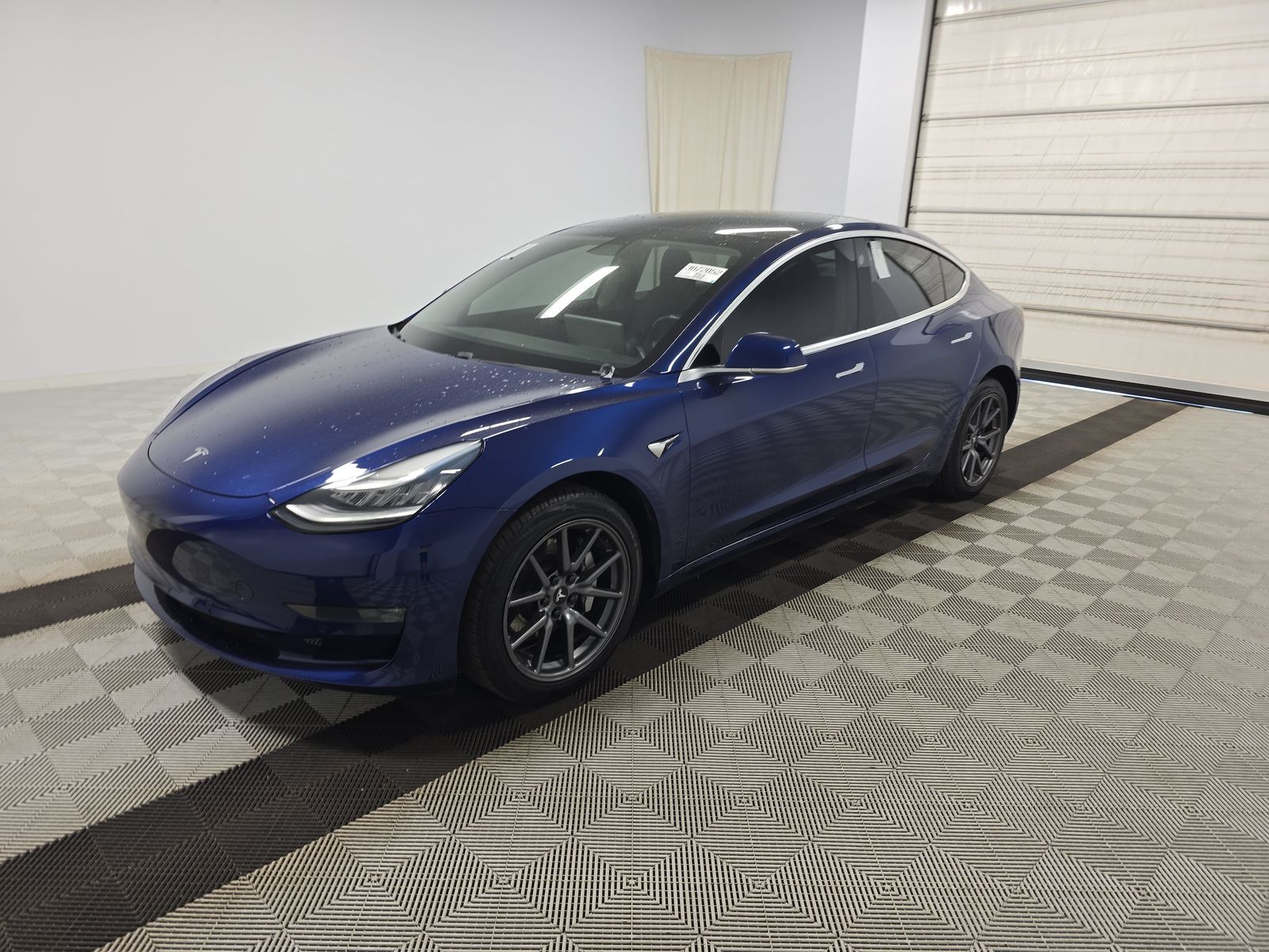 2019 Tesla Model 3 Long Range FWD