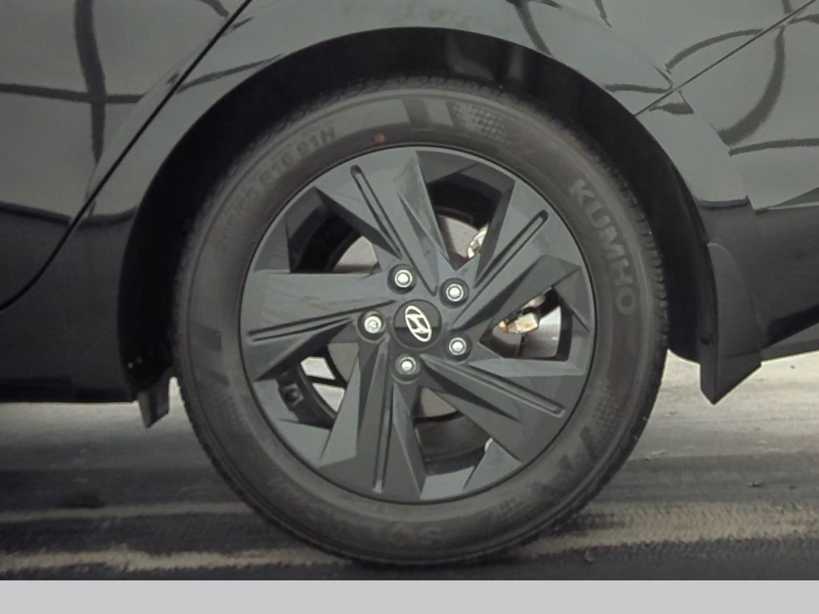 2023 Hyundai Elantra SEL FWD