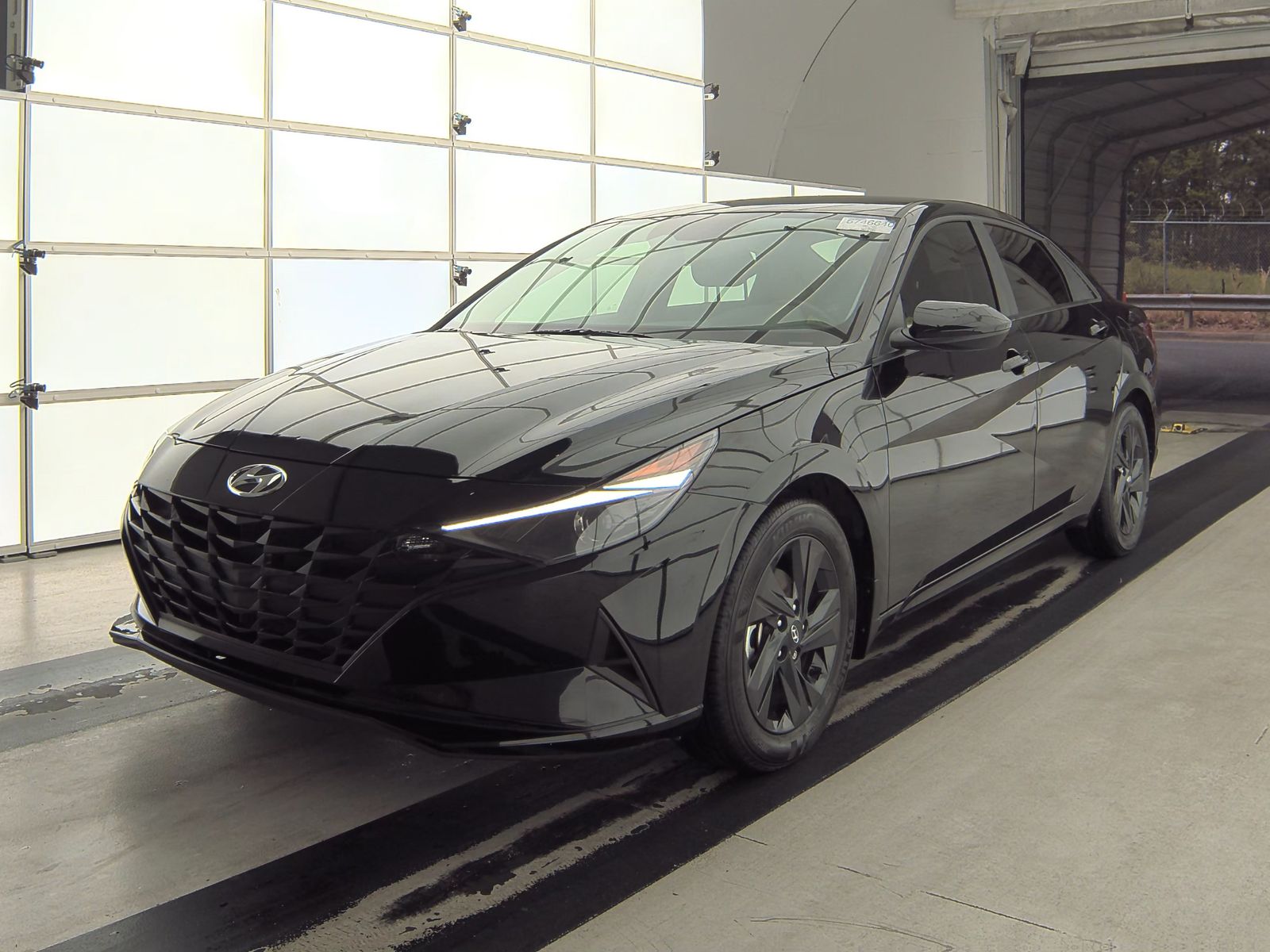 2023 Hyundai Elantra SEL FWD