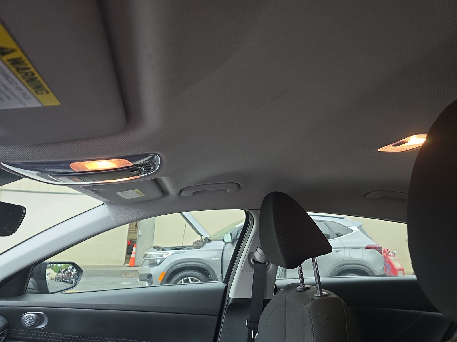 2023 Hyundai Elantra SEL FWD
