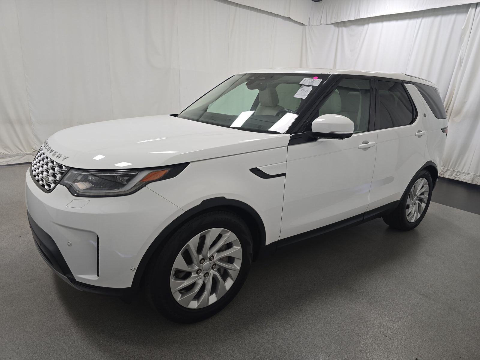 2023 Land Rover Discovery S AWD