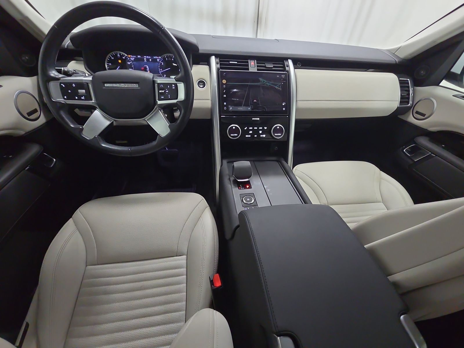 2023 Land Rover Discovery S AWD