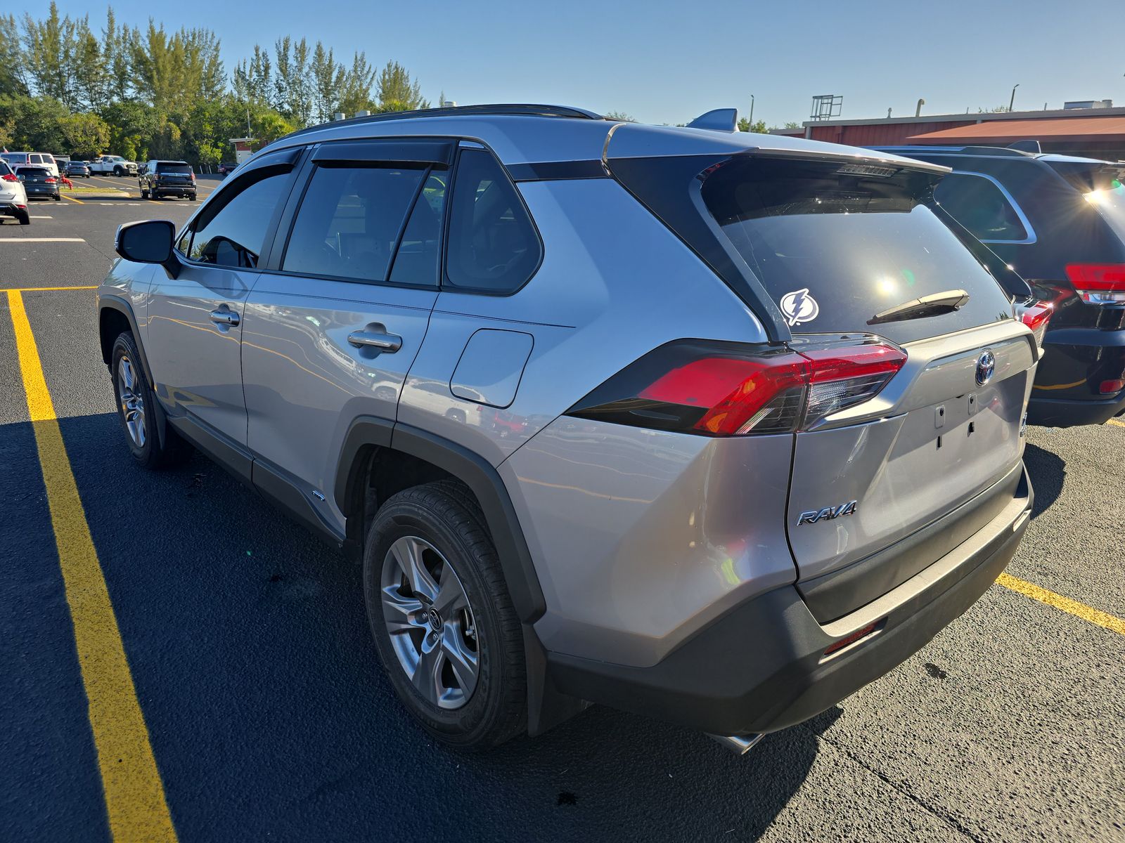 2024 Toyota RAV4 Hybrid XLE AWD