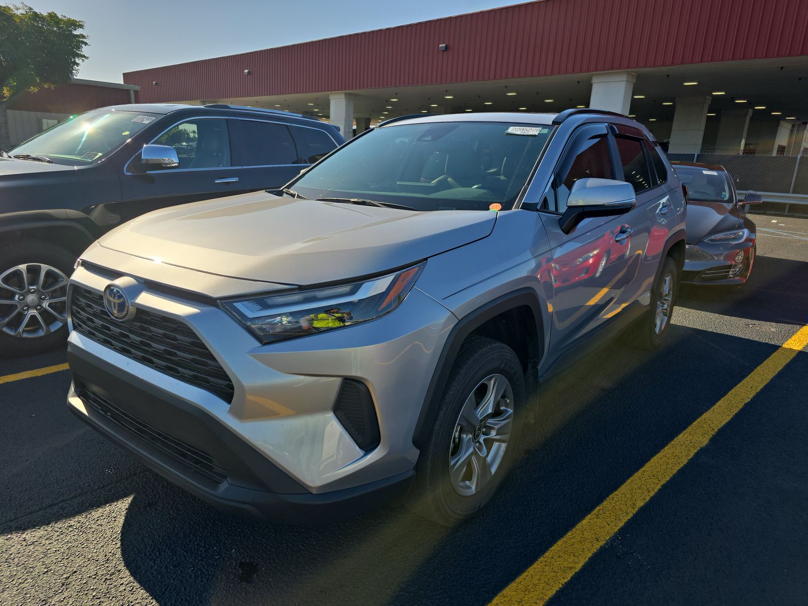2024 Toyota RAV4 Hybrid XLE AWD