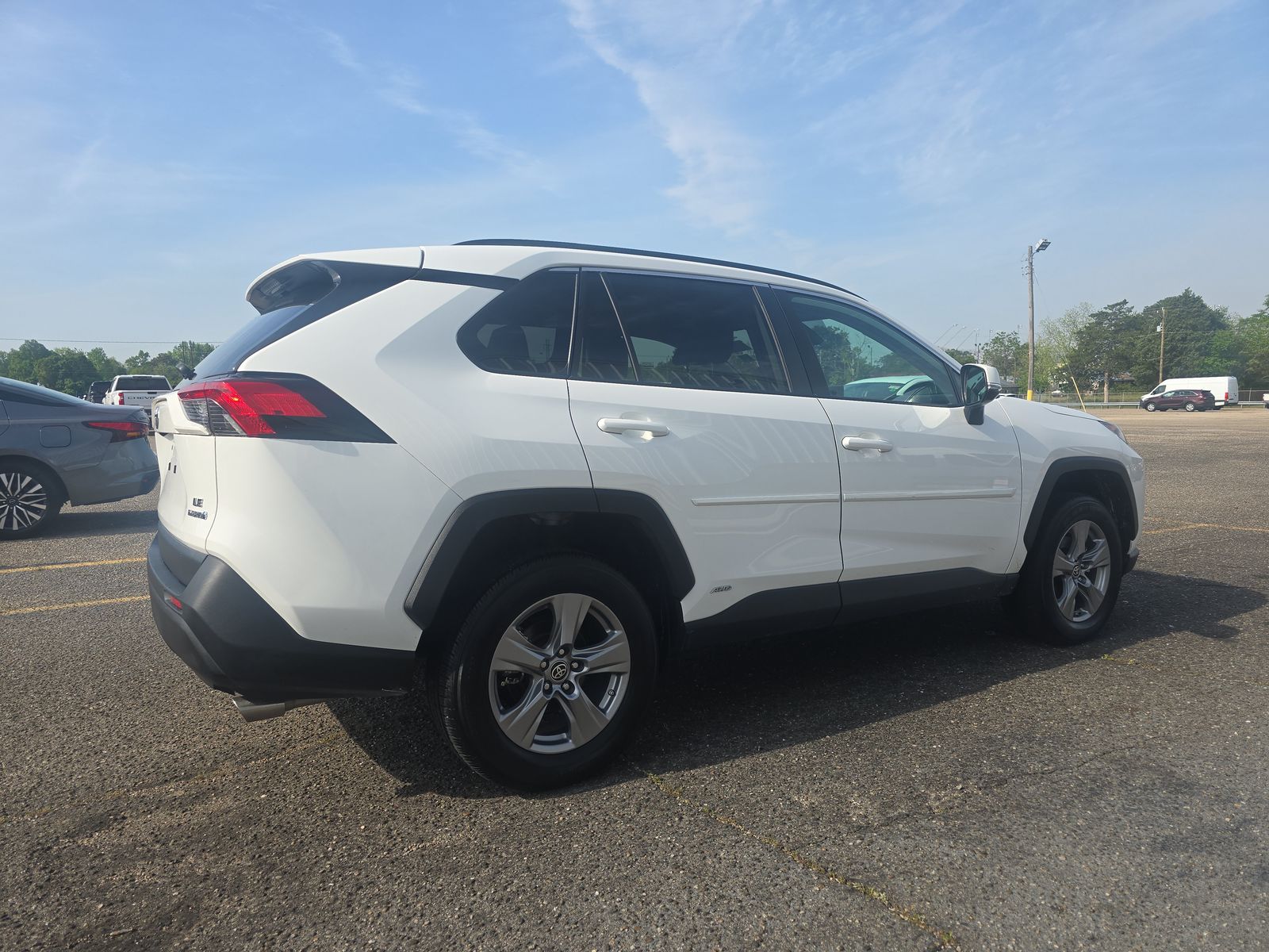 2022 Toyota RAV4 Hybrid LE AWD