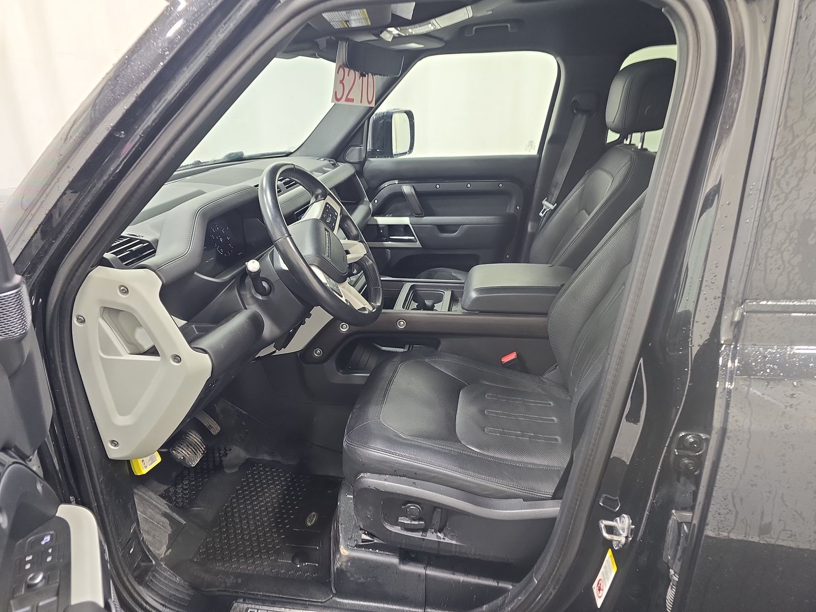 2021 Land Rover Defender 110 X-Dynamic HSE AWD