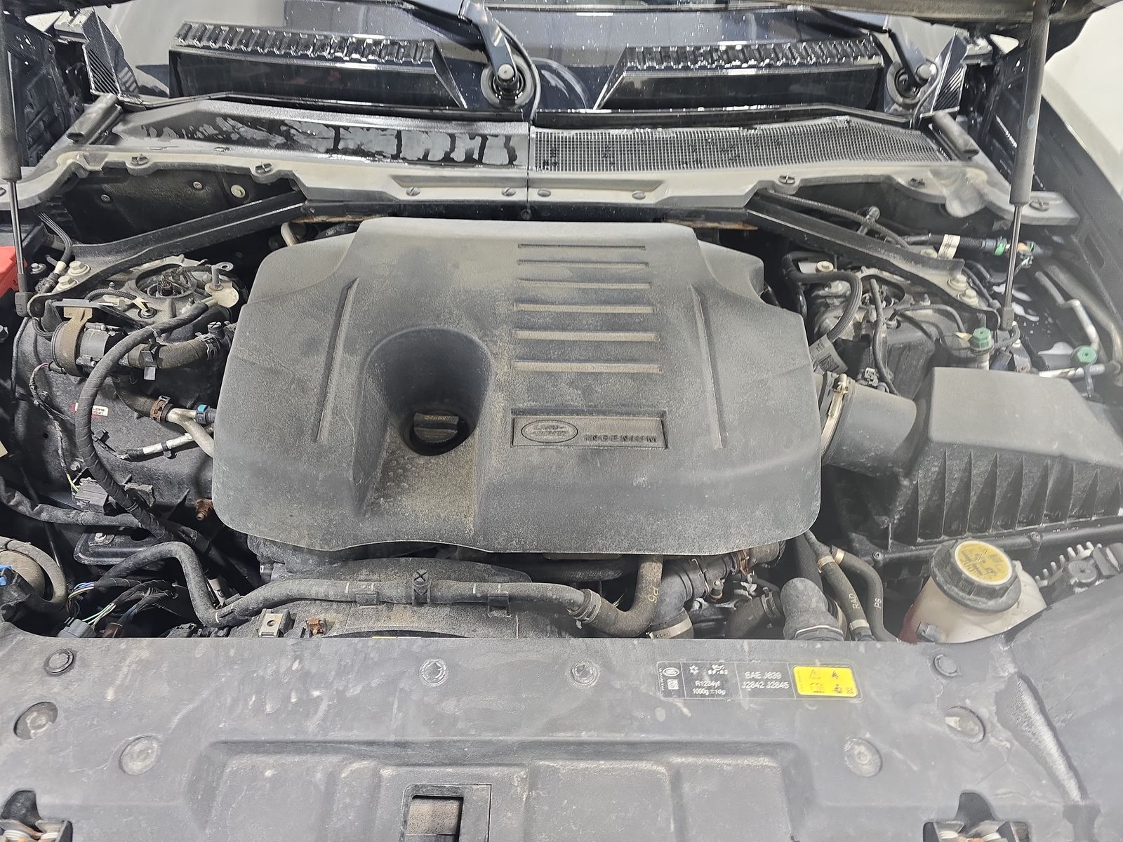 2021 Land Rover Defender 110 X-Dynamic HSE AWD