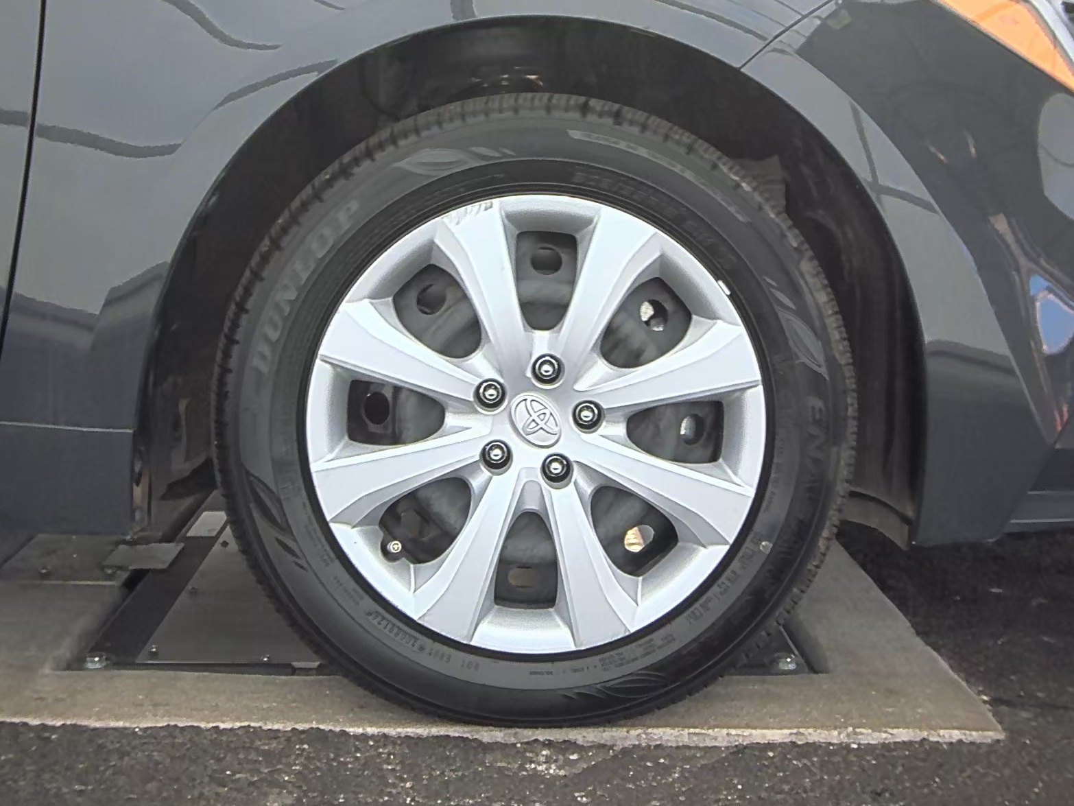 2024 Toyota Corolla Hybrid LE FWD