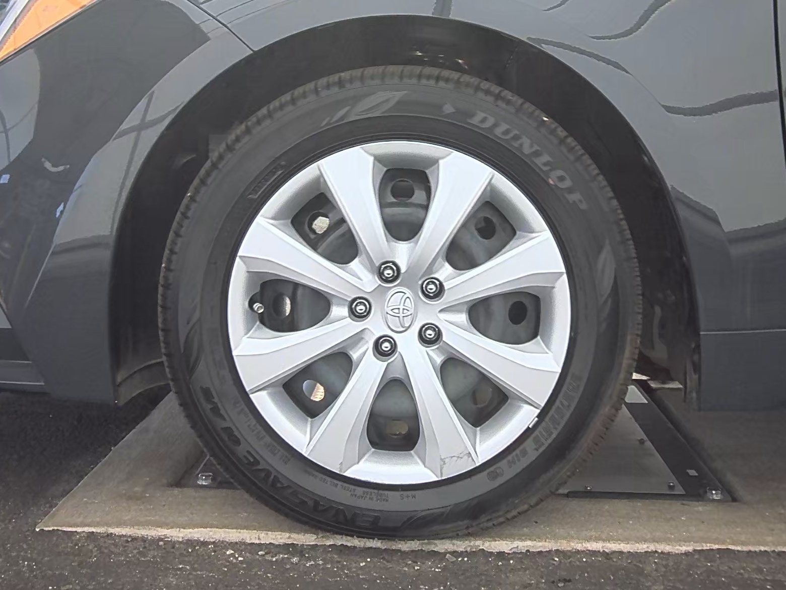 2024 Toyota Corolla Hybrid LE FWD