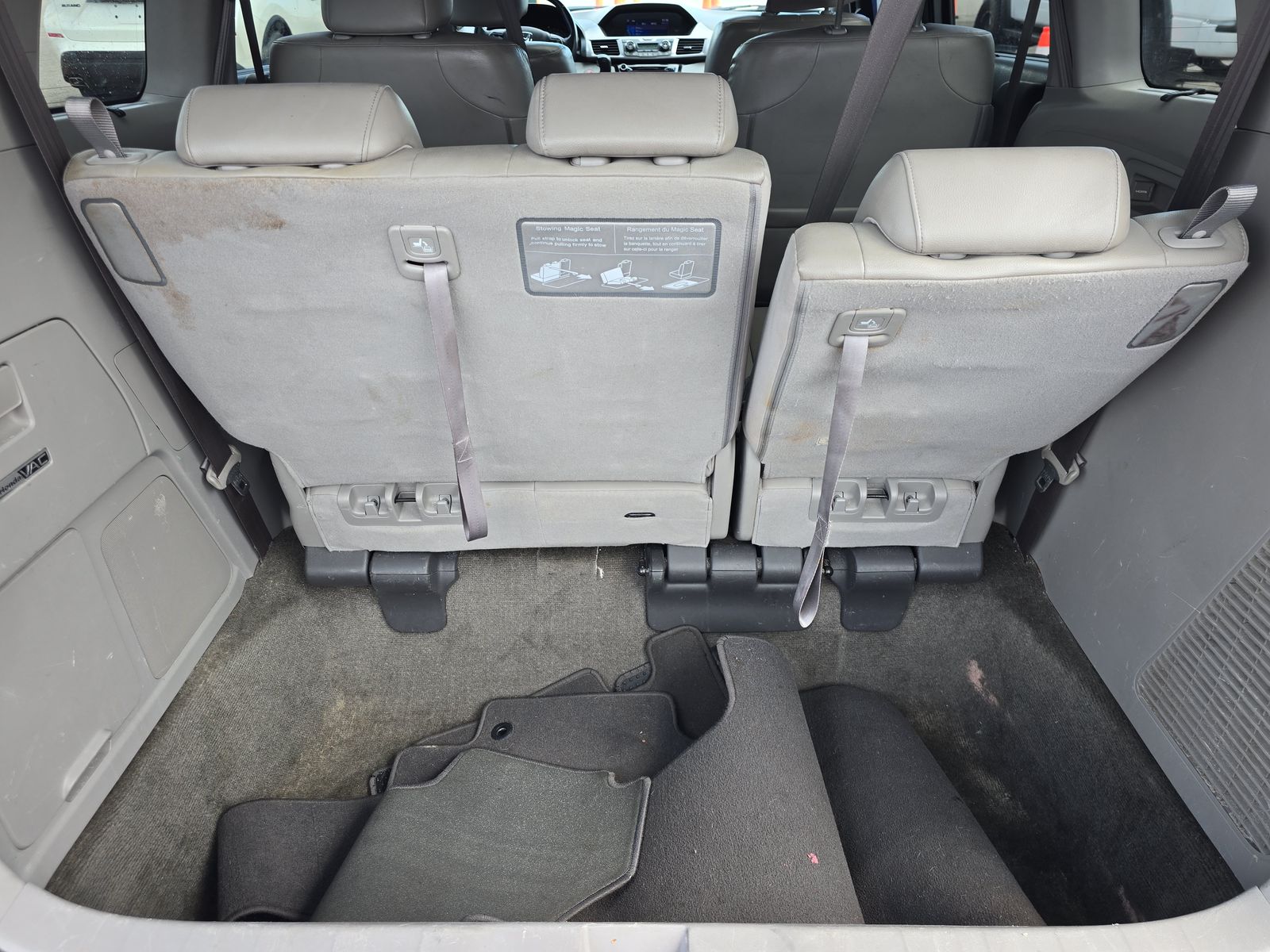2014 Honda Odyssey Touring Elite FWD