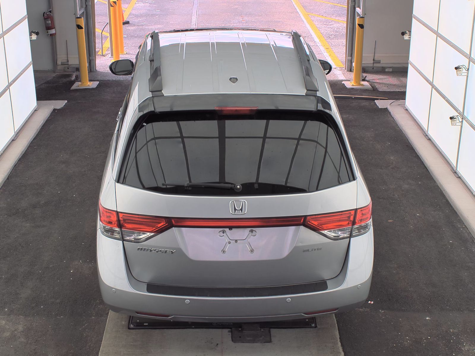 2014 Honda Odyssey Touring Elite FWD