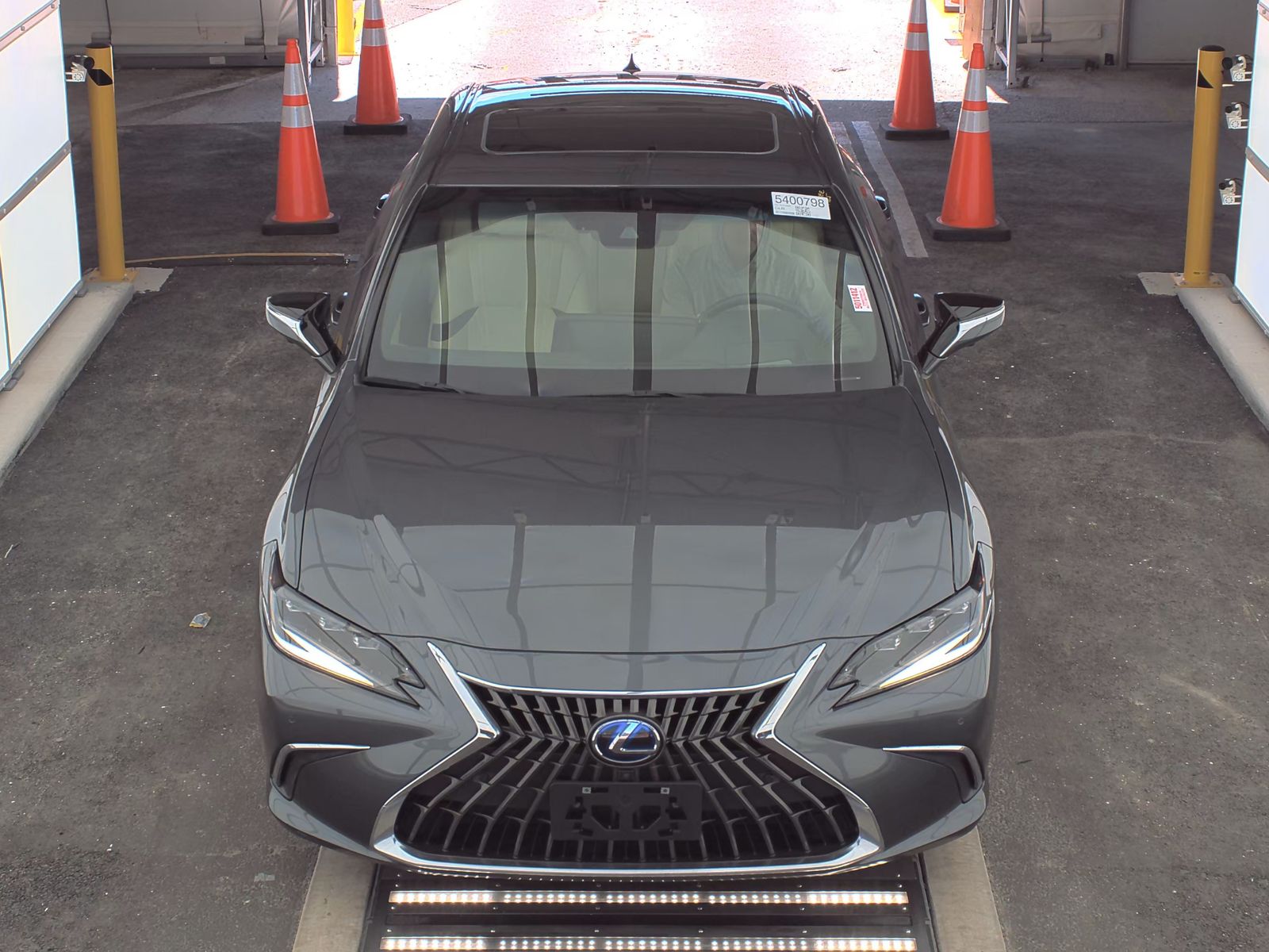 2022 Lexus ES ES 300h Luxury FWD