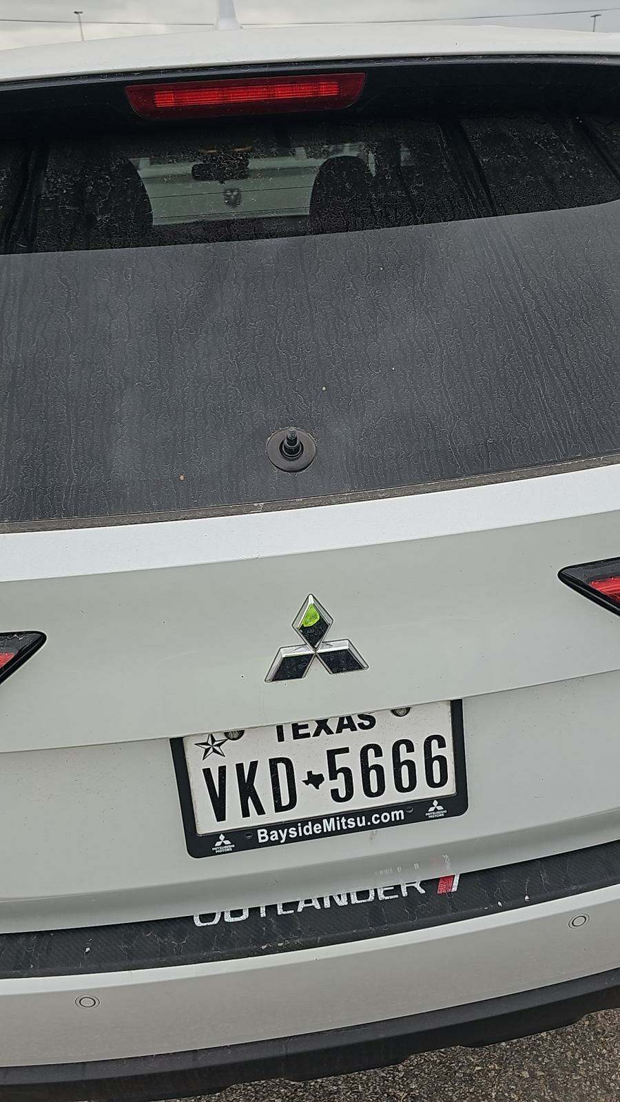 2024 Mitsubishi Outlander ES FWD