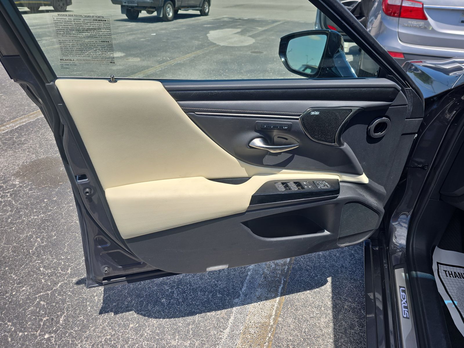 2022 Lexus ES ES 300h Luxury FWD