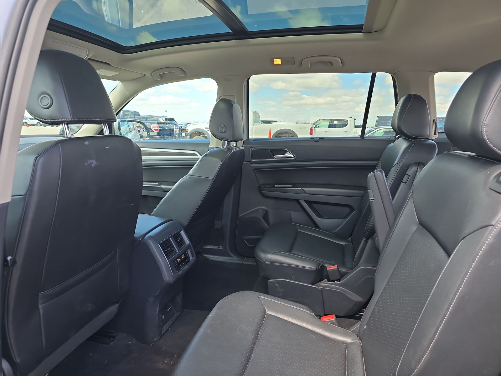 2018 Volkswagen Atlas 2.0T SEL FWD