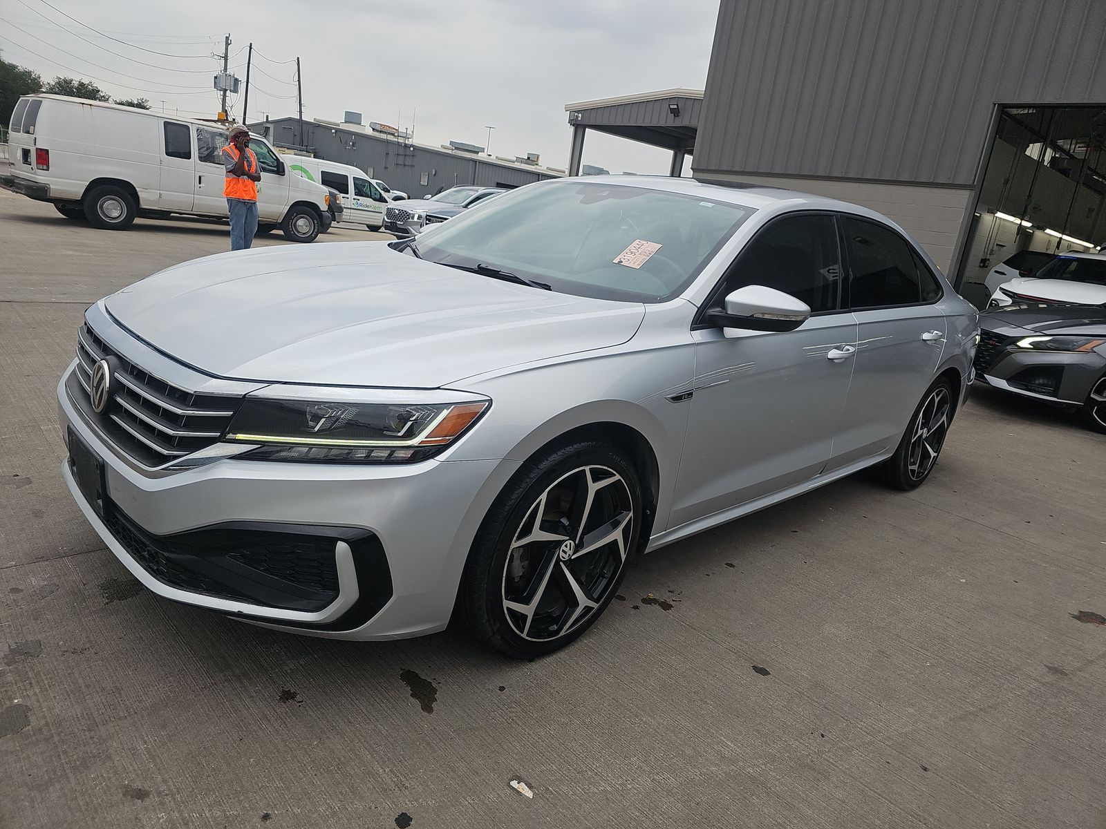 2020 Volkswagen Passat 2.0T R-Line FWD