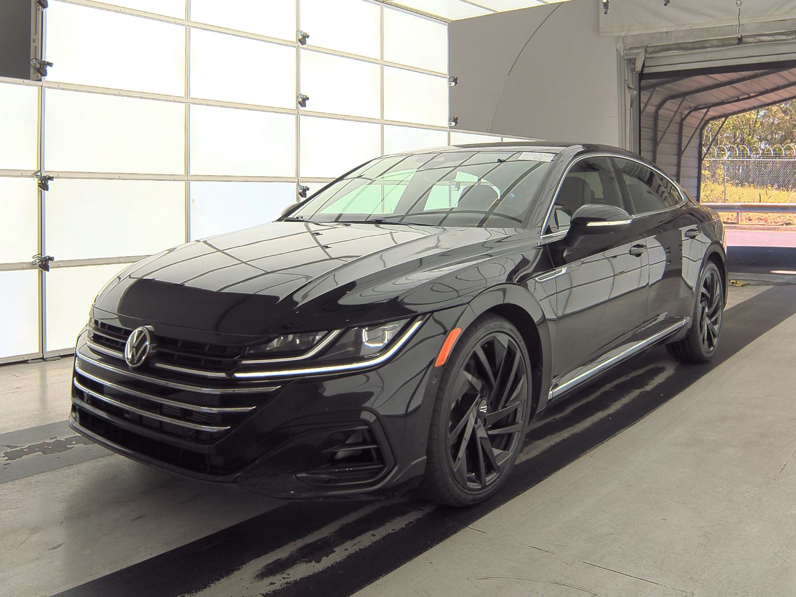 High-quality used cars Volkswagen Arteon. Only Clean Title!